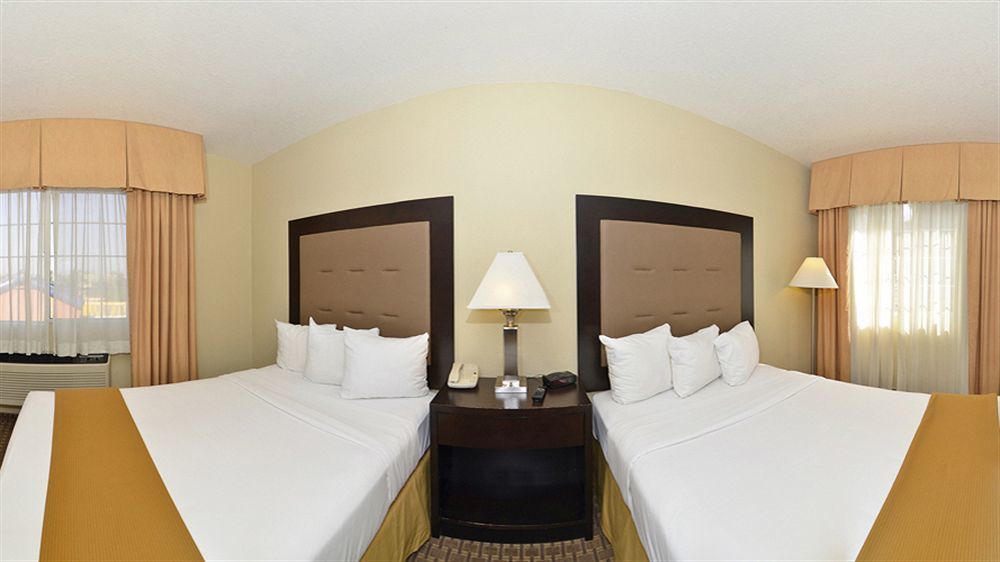 Silver 3* Los Angeles